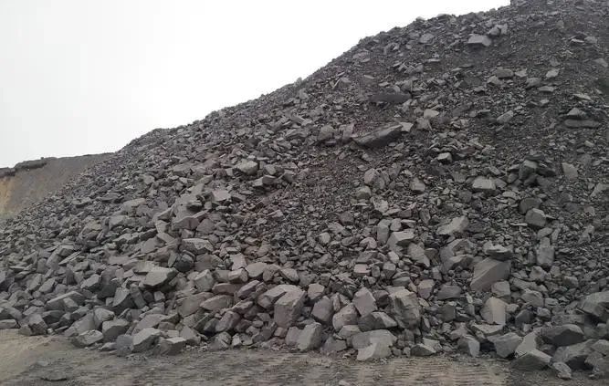 煤系高嶺土.jpg 煤系高嶺土.jpg